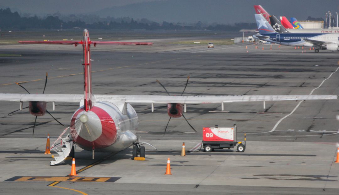Quejas supertransporte: Más de 480 quejas mensuales recibe Supertransporte de viajeros aéreos