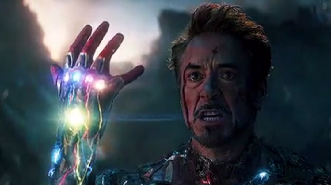 ¡Fue inevitable! Fan celebró el año nuevo con el chasquido de Iron Man