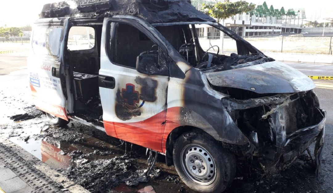 Incendio de ambulancia Barranquilla: Secretaría de Salud prende alarmas tras incendio de ambulancia