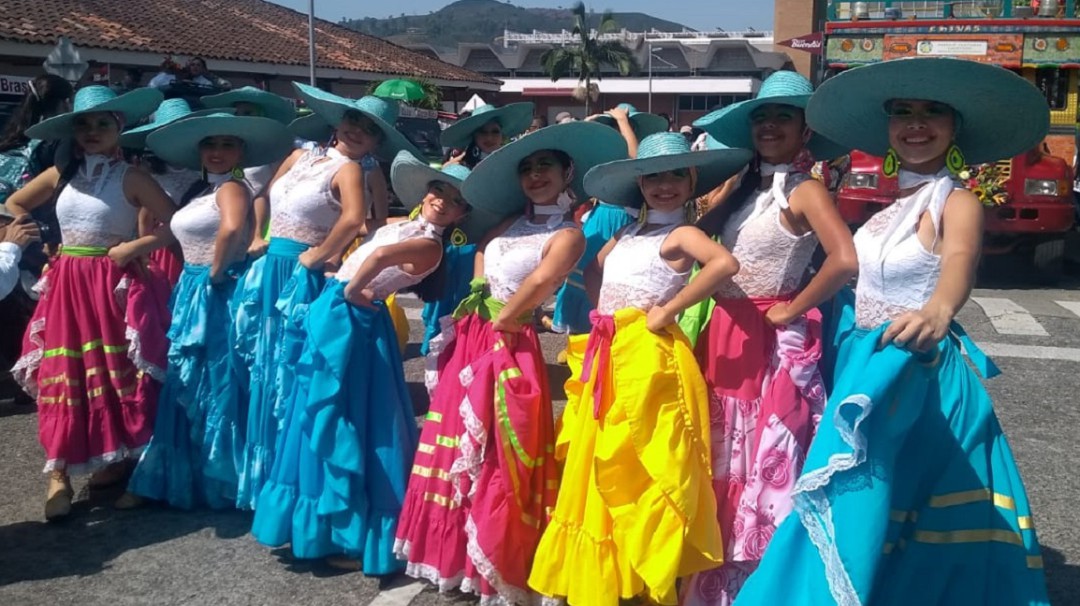 Viva la Feria de Manizales con Caracol Radio