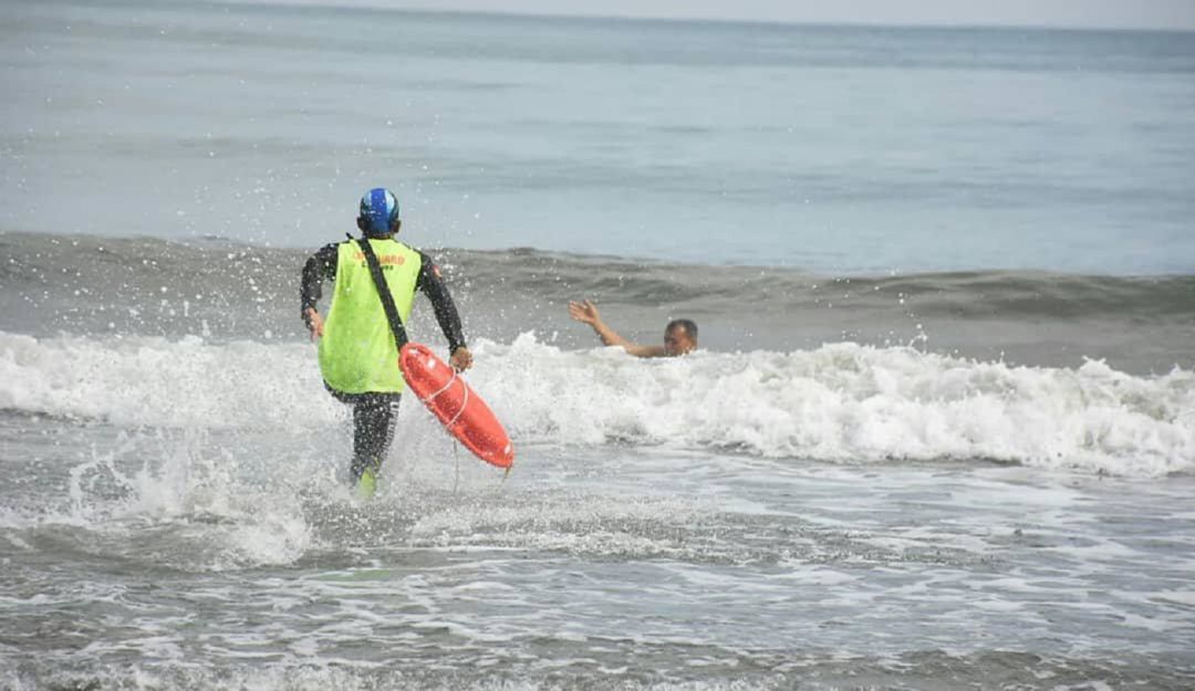 Ahogados en las playas de Cartagena: Un hombre murió ahogado en las playas de Bocagrande, Cartagena