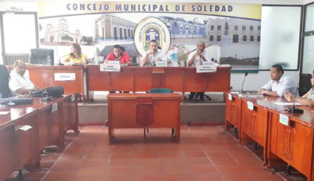 Escándalo en Soledad por suspensión de concurso de personero y contralor