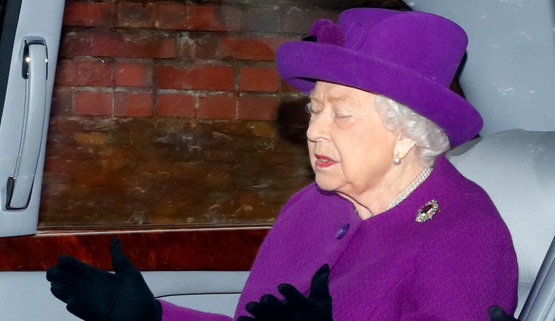 Reina Isabel pide una "solución" para Enrique y Meghan: Reina Isabel pide una "solución"para Enrique y Meghan