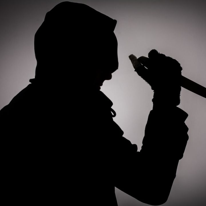 Cinco millones de pesos por hombre que asesino a su pareja