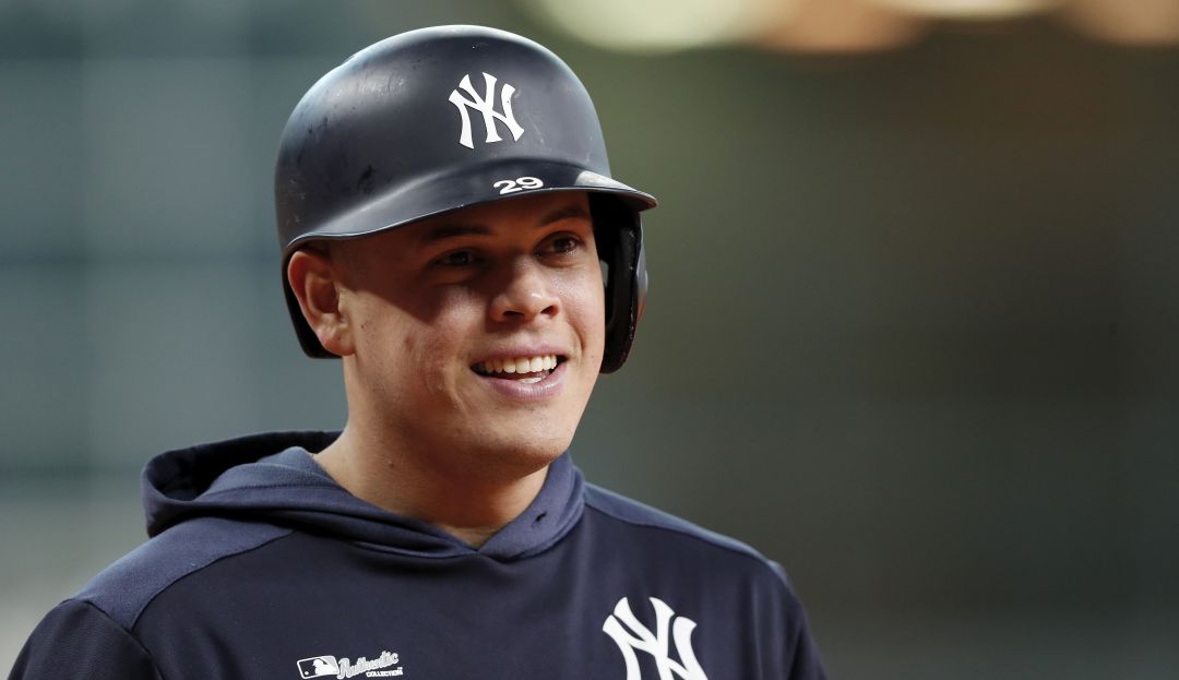 Giovanny Urshela New York Yankees MLB Beisbol Grandes ligas: 'Gio' Urshela renovó un año con los Yankees en un millonario contrato