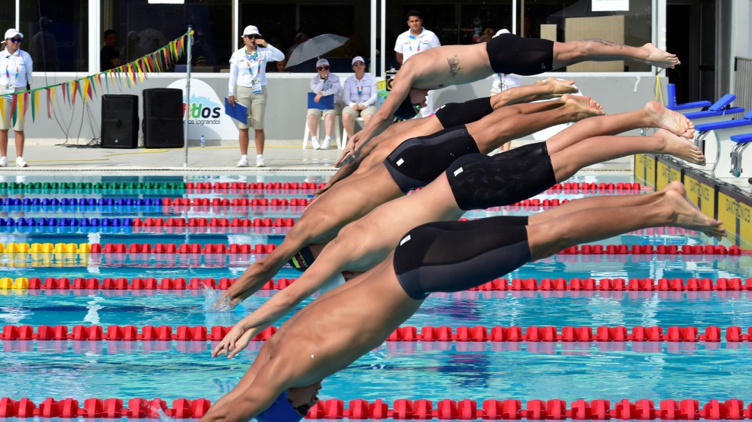 Especial deportivo, historia de la natación en Colombia