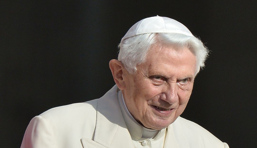 Vaticano Benedicto: Papa emérito Benedicto XVI está gravemente enfermo, dice su biógrafo