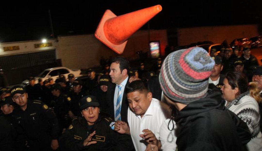 Manifestaciones, Guatemala, protestas, Jimmy Morales: Guatemaltecos protestaron ante investidura parlamentaria del expresidente