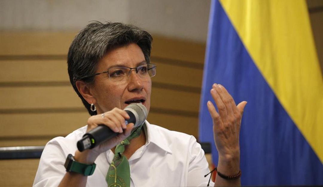 Claudia López pide al Gobierno que reconozca las 'chuzadas': Claudia López pide al Gobierno que reconozca las 'chuzadas'