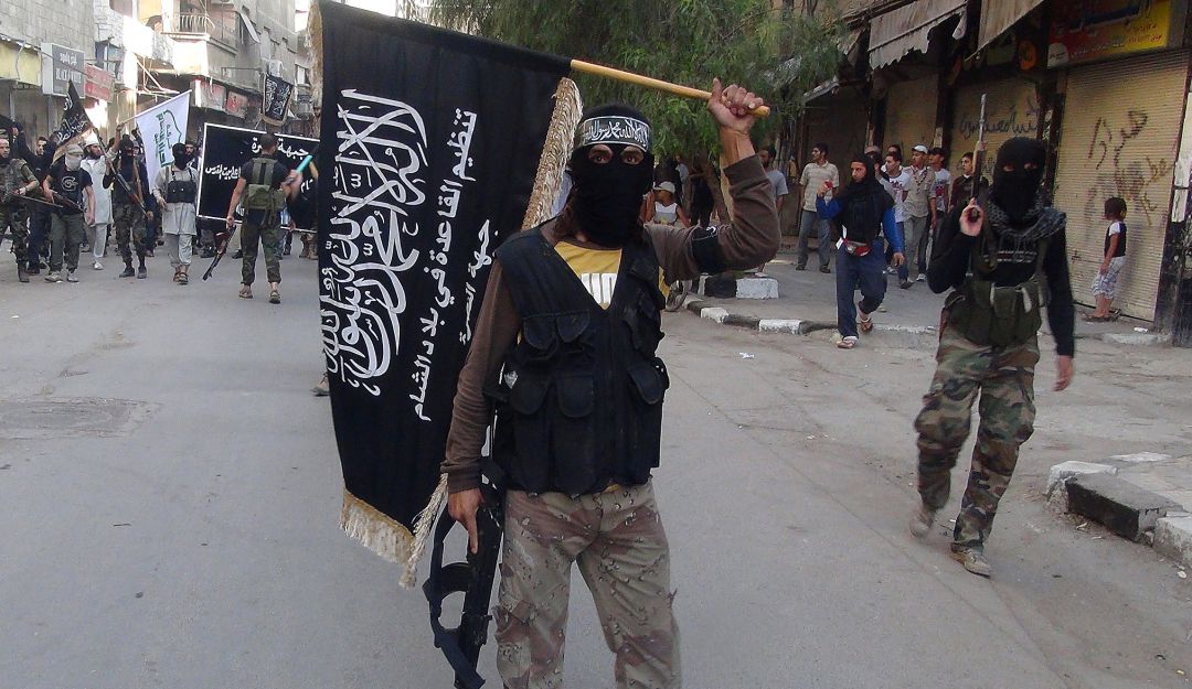 Registrador es destituido por presunta entrega de documentos a Alqaeda: Miembros de Al Qaeda habrían conseguido pasaporte colombiano