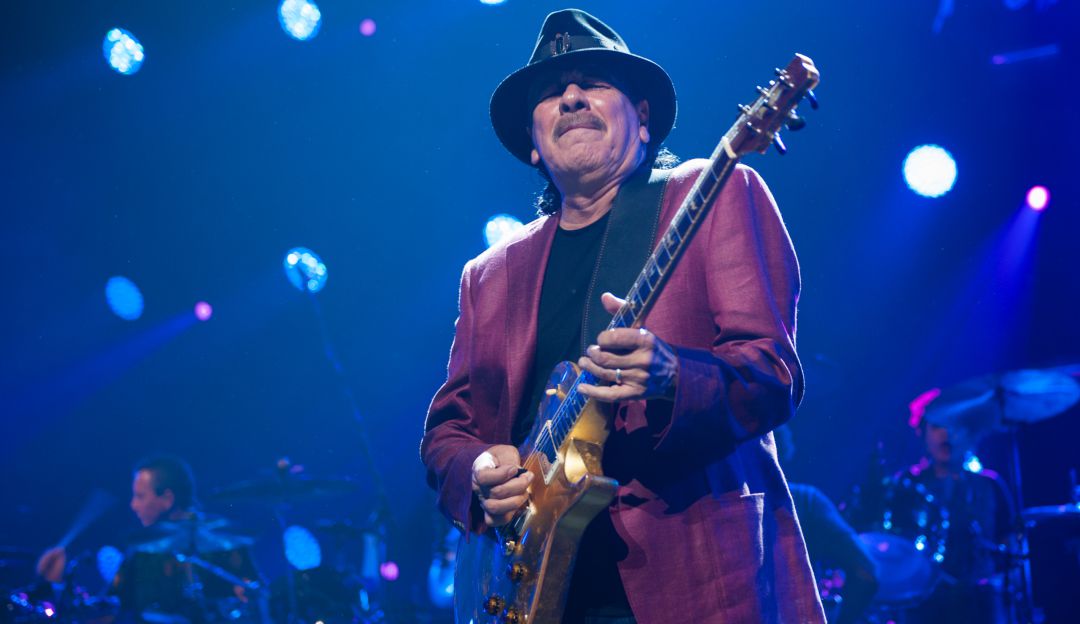 Carlos Santana Músicos: Carlos Santana lanza su línea de productos de marihuana a los 72 años