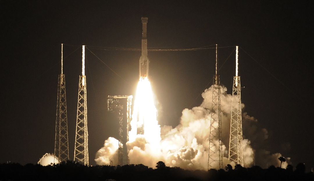 Gobierno realizará millonaria compra de constelación de satélites