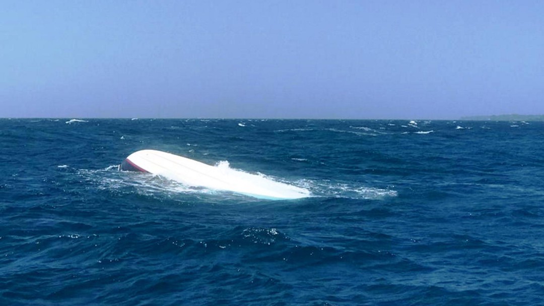Guardacostas de Cartagena buscan un turista desaparecido en el mar