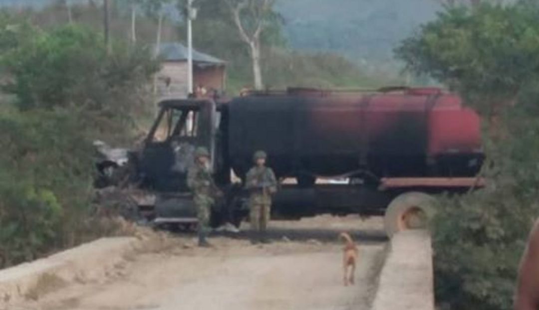 Incineran carro de concesión vía Zaragoza -Remedios: Queman camión en la vía Zaragoza-Remedios, Nordeste de Antioquia