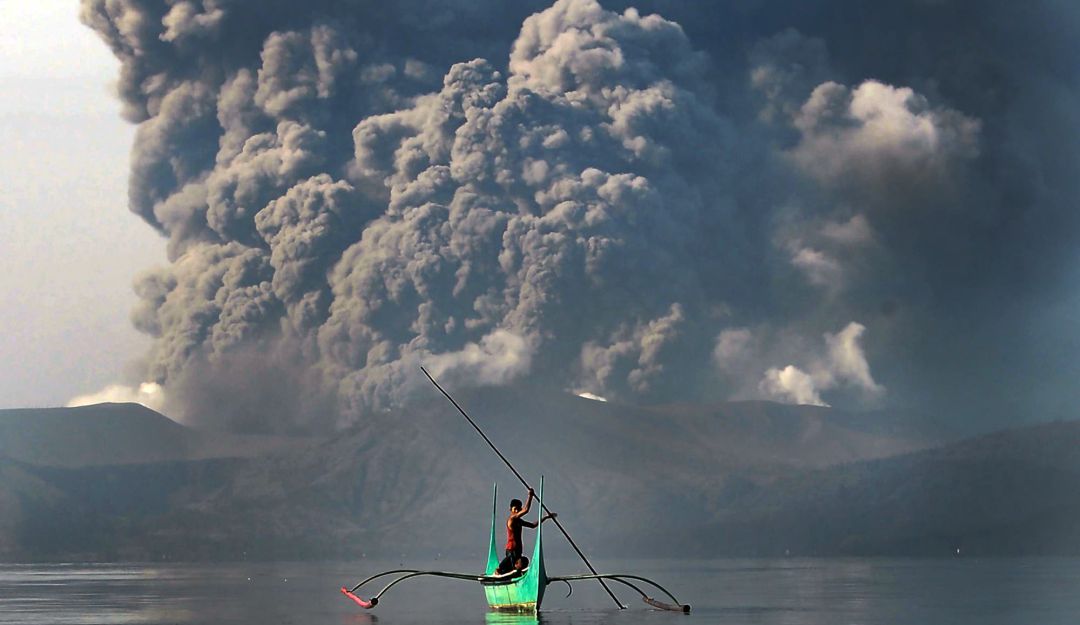 Filipinas sigue en alerta a una semana de la erupción del volcán Taal