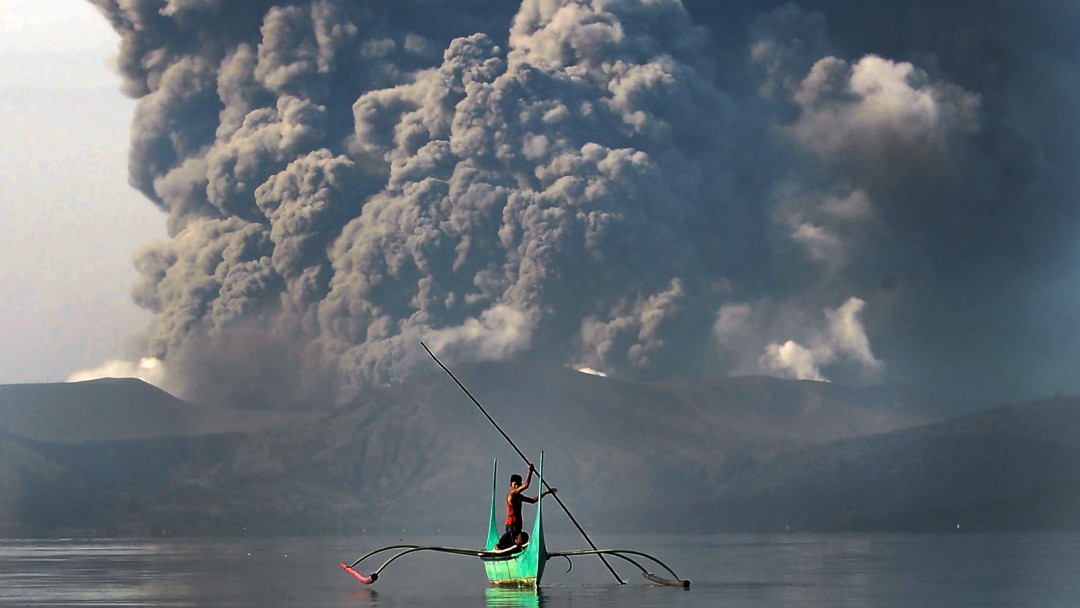 Filipinas sigue en alerta a una semana de la erupción del volcán Taal
