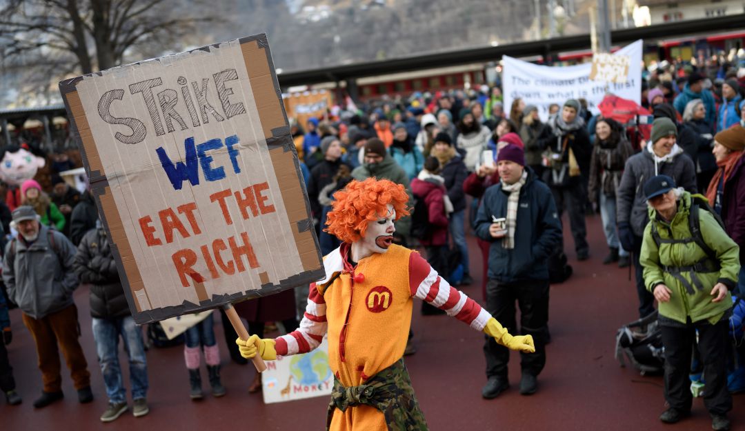 Foro Económico Mundial Davos: Foro de Davos cumple 50 años intentado dejar imagen de "club de ricos"