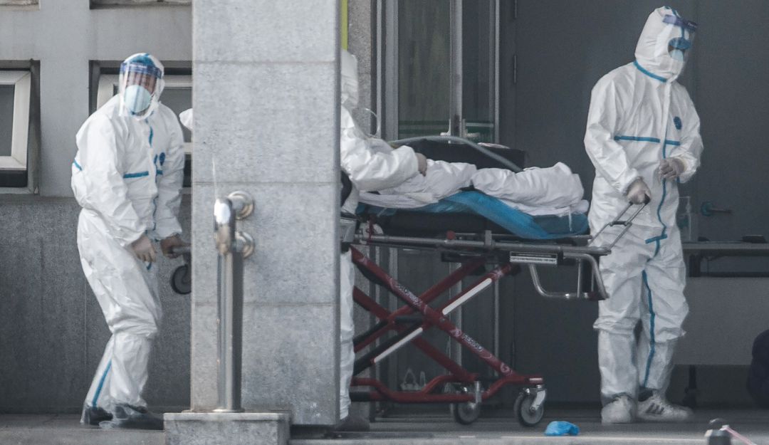 OMS pospone decisión sobre posible alerta internacional por neumonía