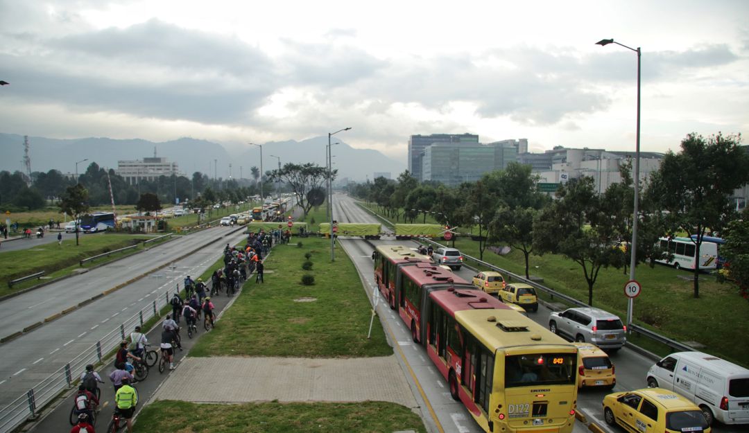 Noticias Bogotá: Afectaciones en Transmilenio en medio de manifestaciones: #SaquemosATransmiDelParo, el clamor en redes para evitar vandalismo
