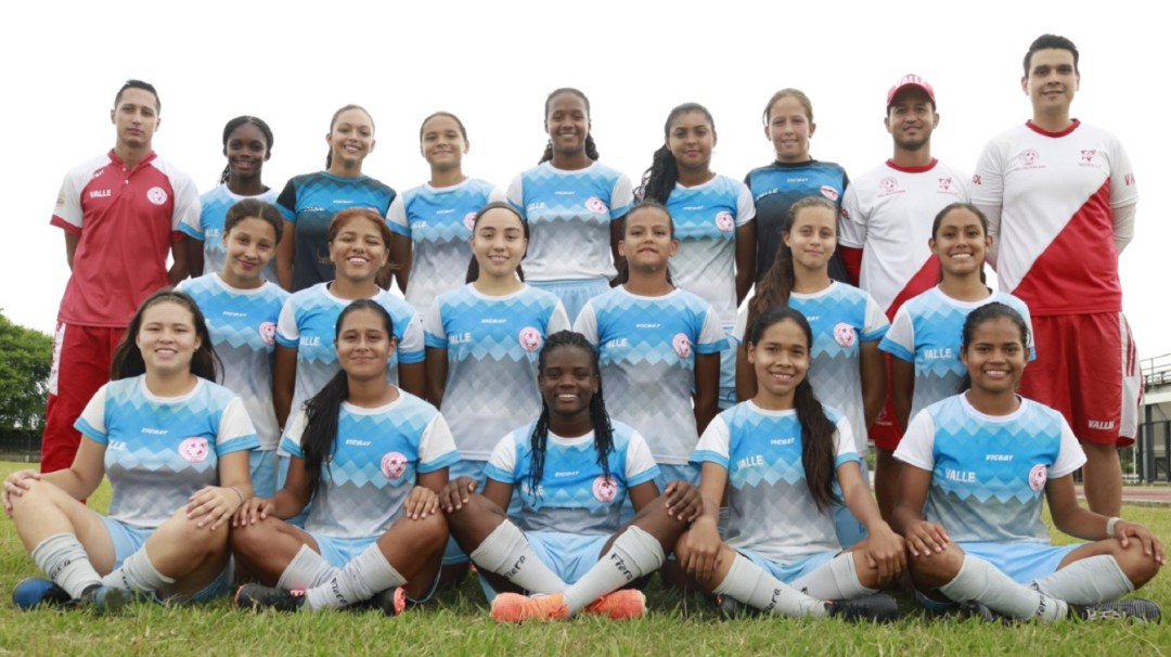 Selección femenina de fútbol del Valle sueña con otro título sudamericano