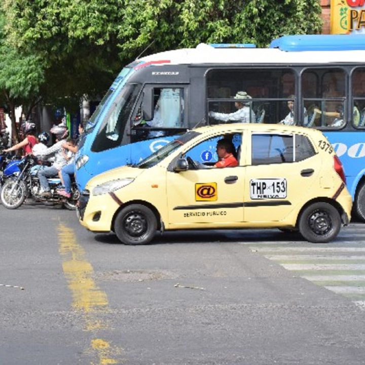 La informalidad tiene en la quiebra al transporte público en Neiva
