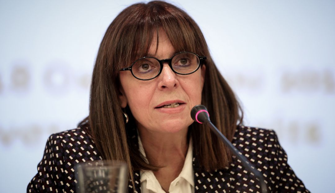 Grecia elige a su primera mujer presidenta de la República
