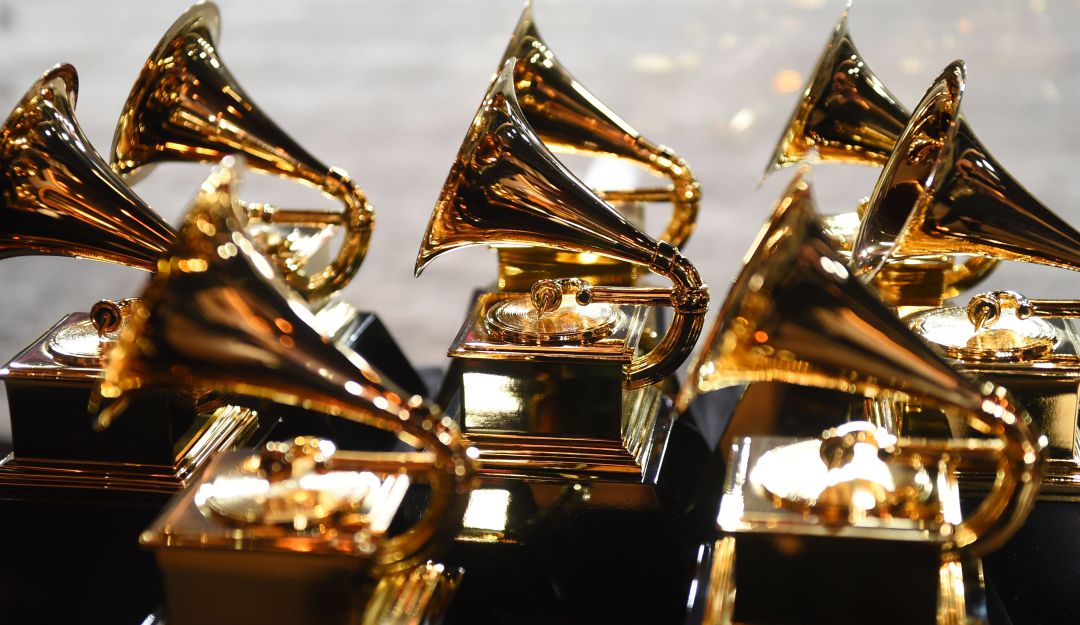 Deborah Dugan demanda a la academia: Los Grammy eclipsados por escándalo
