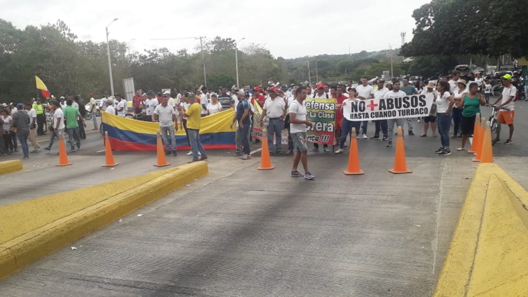 Por una protesta bloquean ingreso a Cartagena por la Troncal de Occidente