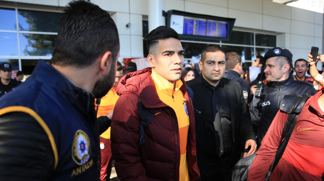 Falcao se solidariza con las víctimas por terremoto en Turquía