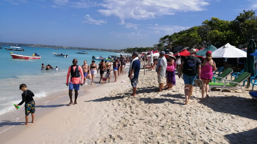 Analizan implementación de herramienta de Bandera Azul en Playa Blanca