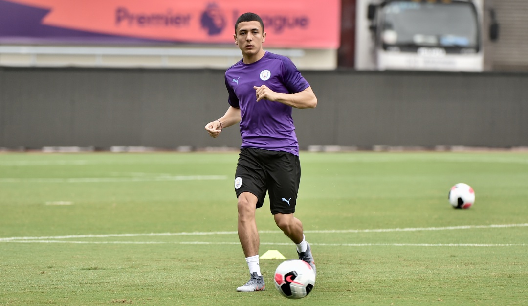 Guardiola y Bielsa se refieren a Ian Poveda, nuevo jugador del Leeds United