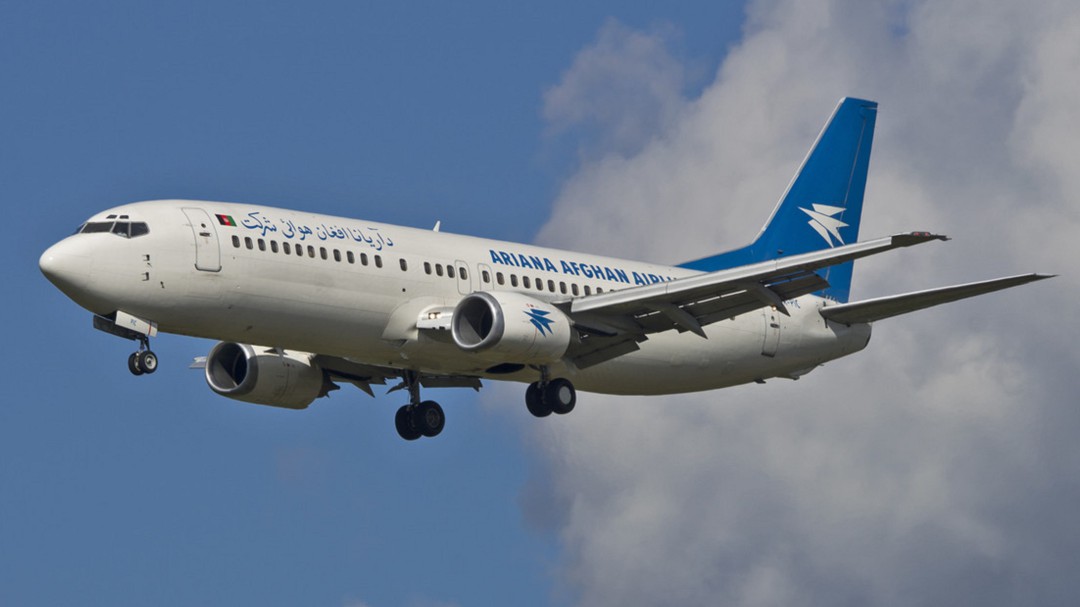 Avión comercial choca en Afganistán