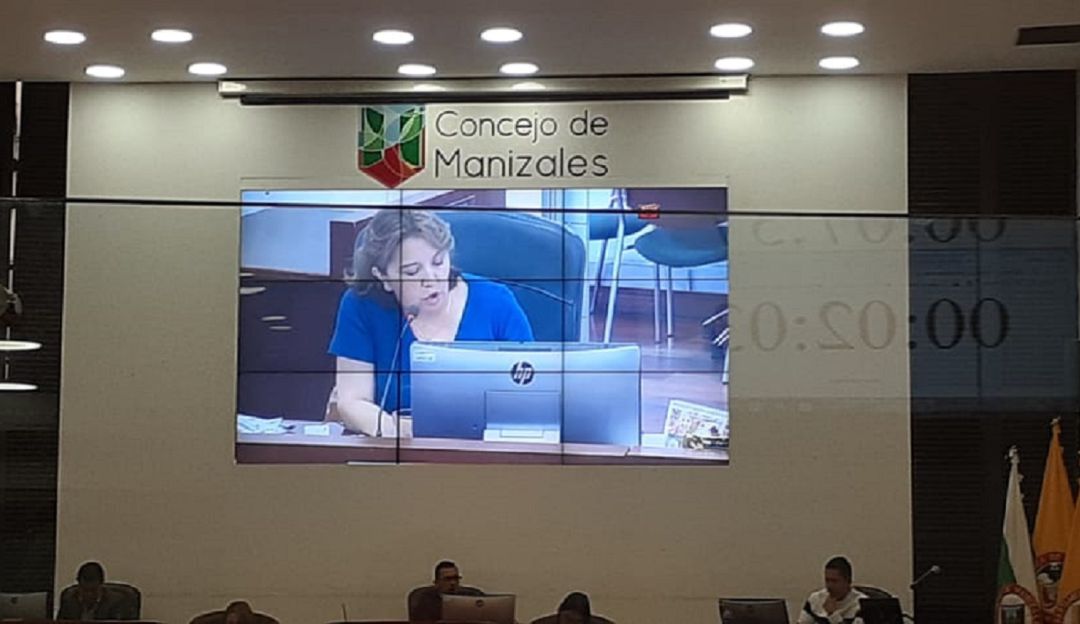 concejales; extorsion; denuncia; manizales: Concejala Adriana Arango denuncia presunta extorsión en su contra