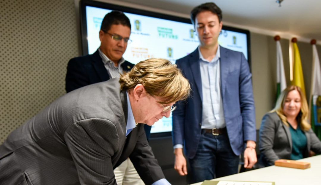 Unal y UdeA firman acuerdo para crear el Plan de Desarrollo de Medellín