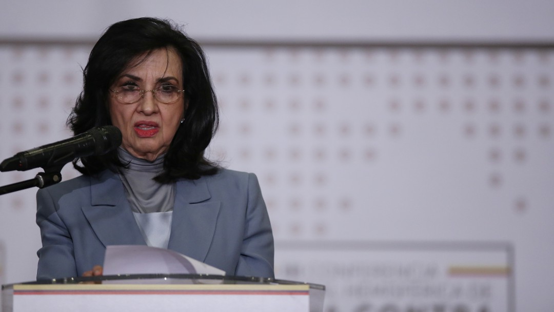 Canciller Claudia Blum positiva para Covid-19