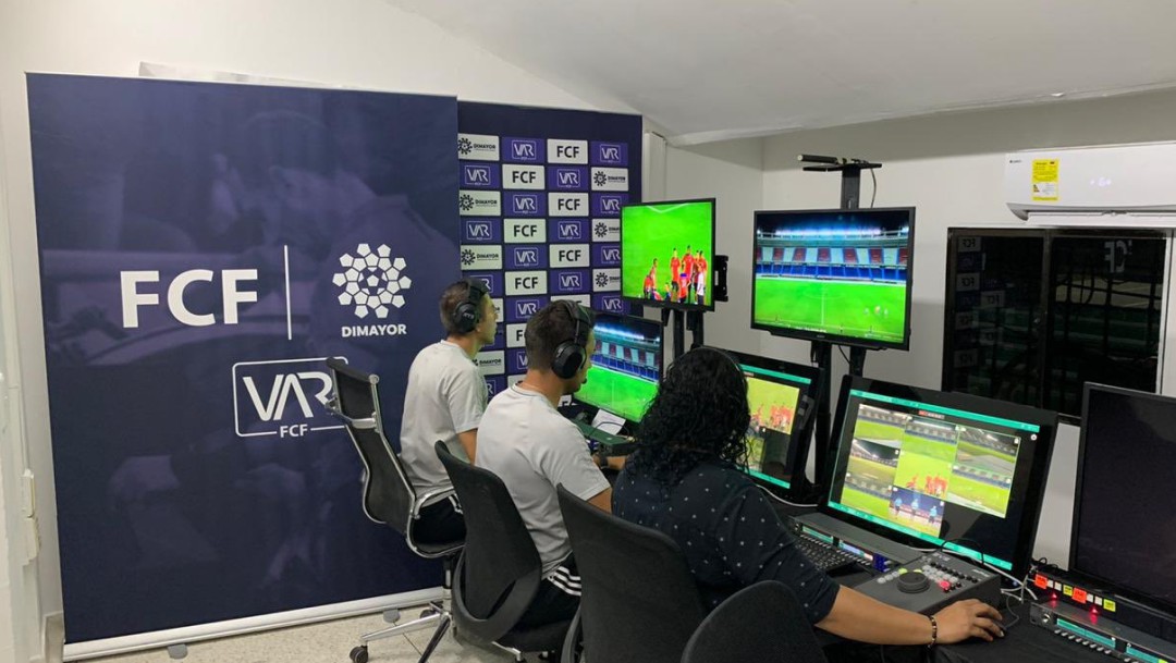 Conmebol acudirá a la IFAB para pedir modificaciones al VAR