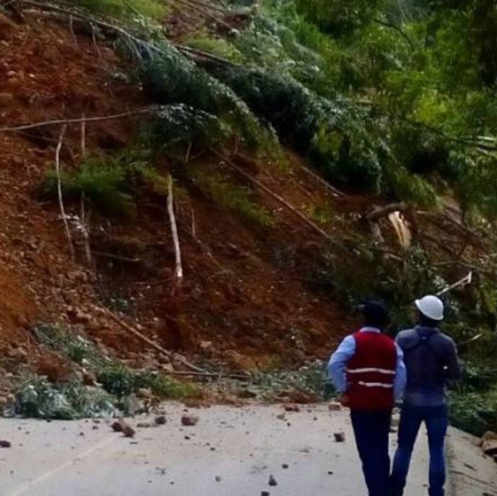 Vía Risaralda - Chocó en alerta por deslizamientos de tierra
