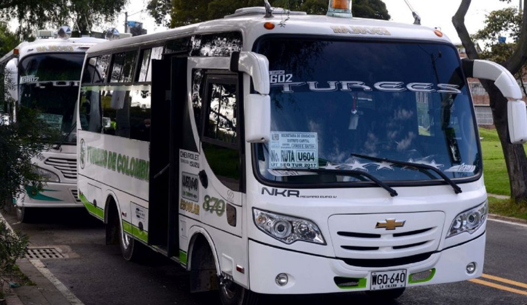 Rutas escolares en Bogotá: 6.000 niños de colegios públicos de Bogotá siguen sin transporte escolar