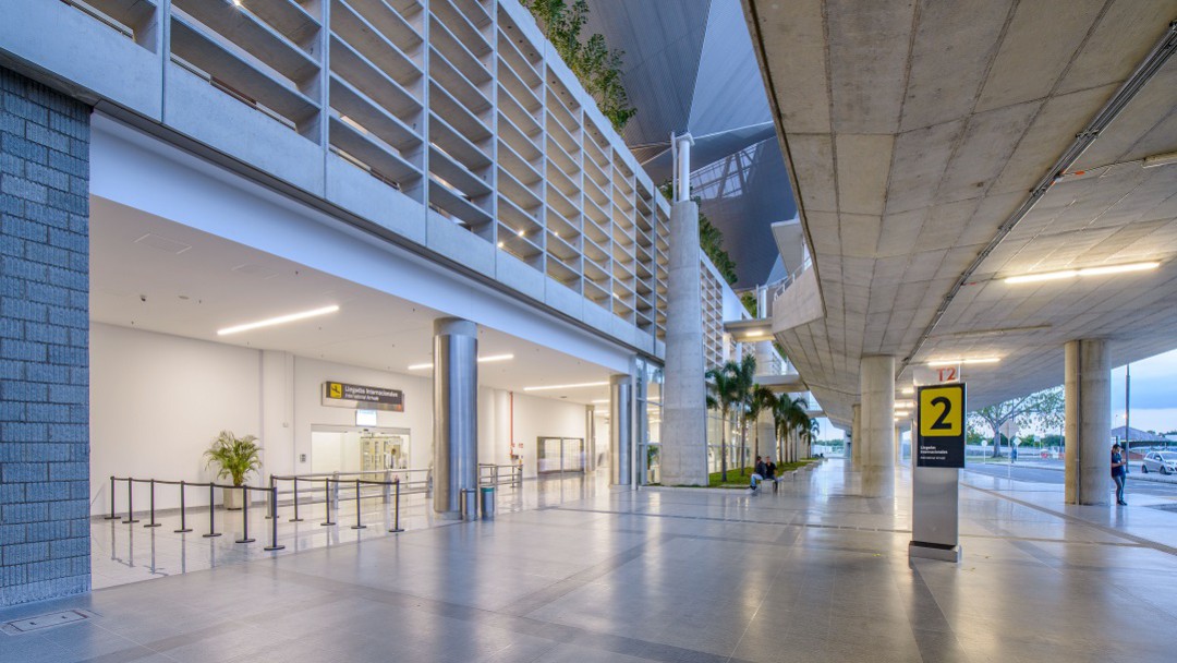 Aeropuerto Bonilla Aragón, toma medidas para prevenir el coronavirus
