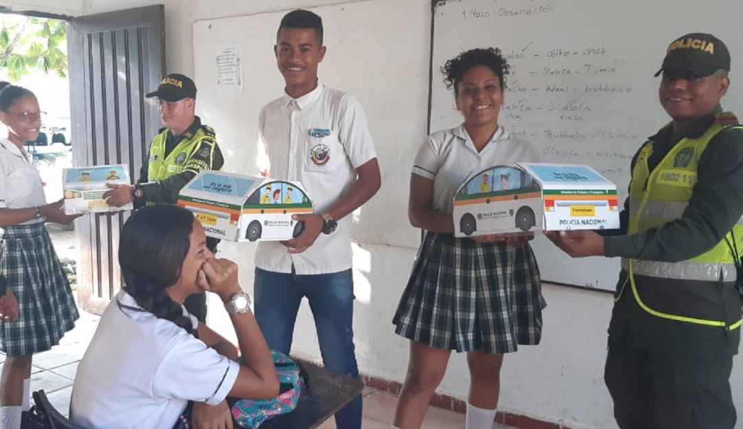regreso a clases seguro: Desde Arjona Bolívar, la Policía lanza el plan "regreso a clases seguro"