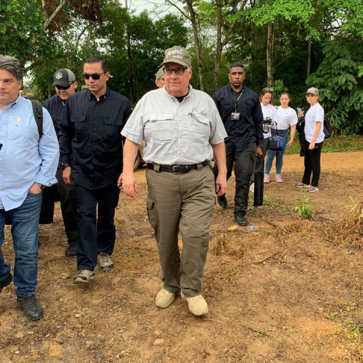 Fundación Howard G. Buffet donará USD 46 millones para vías en Catatumbo