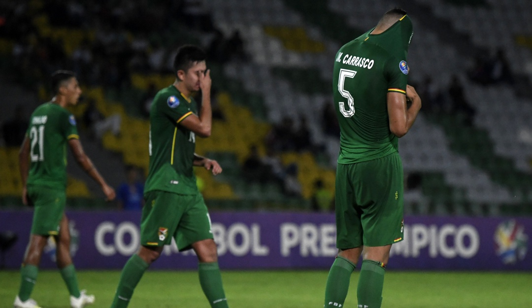 Bolivia 2-1 Perú Torneo Preolímpico: Bolivia, eliminado del Preolímpico en la última jugada del partido