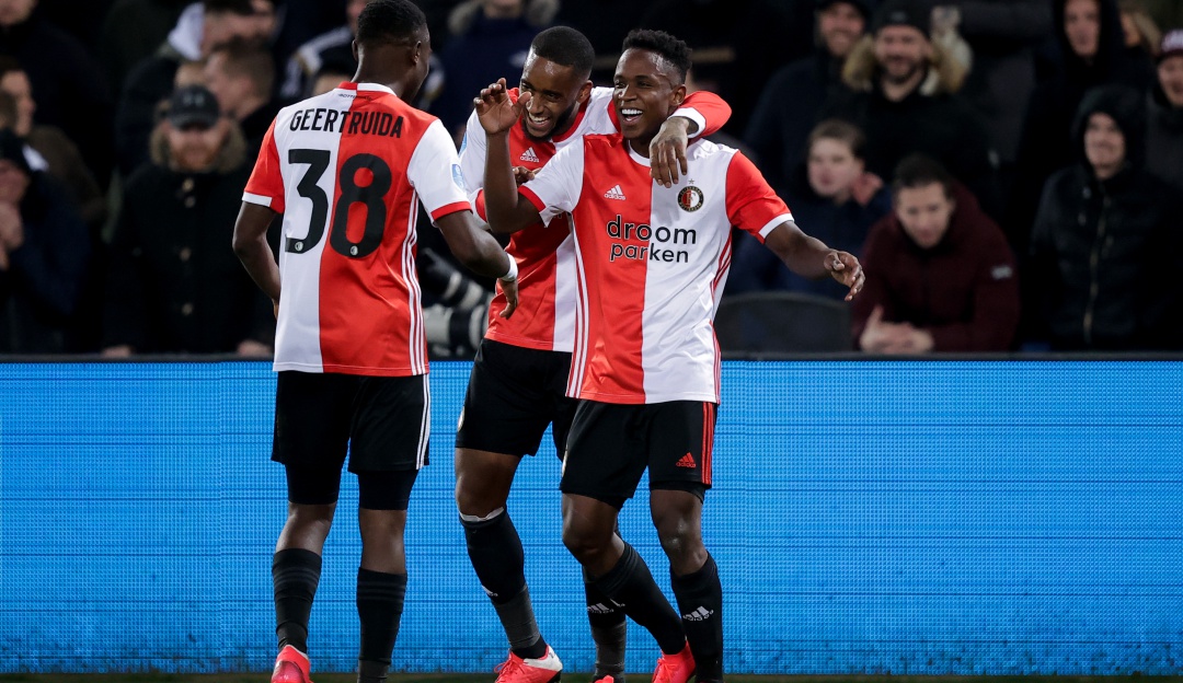 Gol Luis Sinisterra Feyenoord 3-0 Emmen: Luis Sinisterra marcó en victoria del Feyenoord