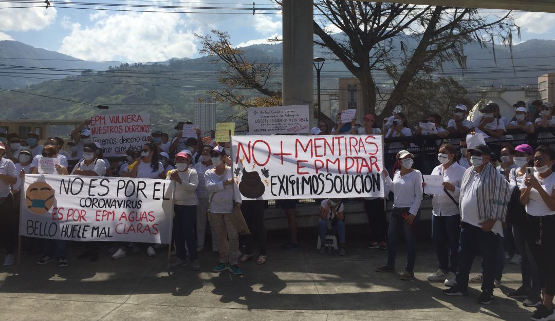 Vecinos de Planta Aguas Claras, piden a EPM soluciones sobre malos olores