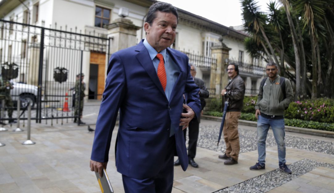 Centrales obreras al ministro de Trabajo: Listas dos peticiones de centrales obreras al ministro de Trabajo