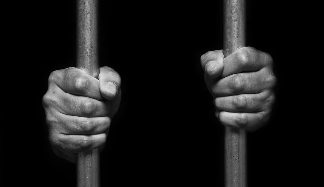 Dueños de un local golpean a sus extrabajadores: A la cárcel empleadores implicados en golpiza a dos extrabajadores