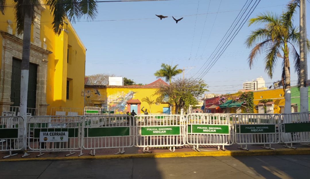 Plaza de la Trinidad en Cartagena: En Cartagena, polémica por cercamiento en la Plaza de la Trinidad