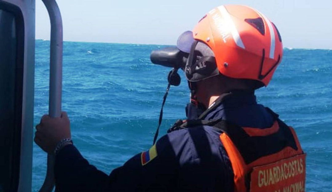 Armada Nacional rescata a francés: Armada Nacional rescató a francés que quedó a la deriva en el Mar Caribe