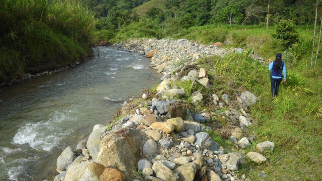 Desviaron en 40 metros el cauce del río Navarco en Salento, Quindío