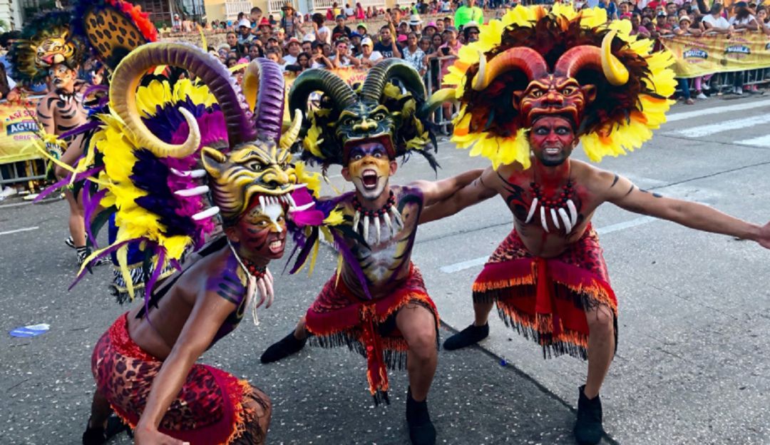 Desfiles de Carnaval: Polémica por posible cobro de sillas en el Carnaval de la 44